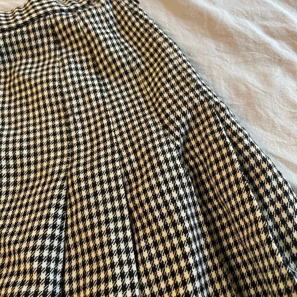 Houndstooth Pleated Skirt